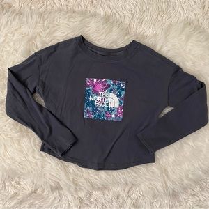 The North Face girl’s long sleeve graphic shirt, cropped, size S